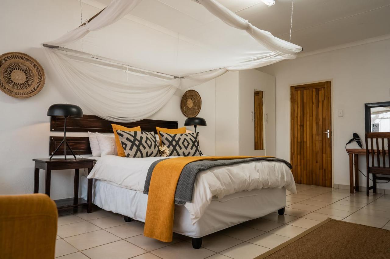 Tshukudu Game Lodge Ходспруит Екстериор снимка
