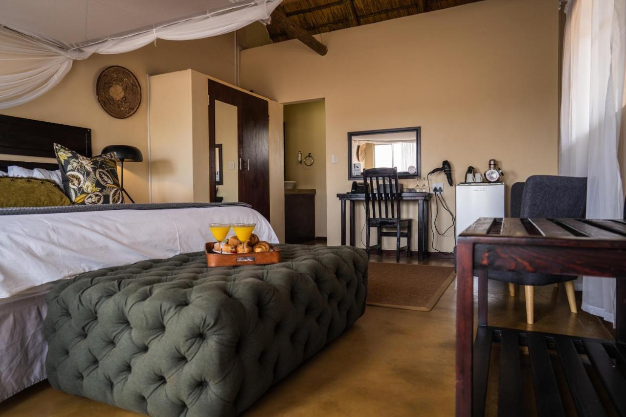 Tshukudu Game Lodge Ходспруит Екстериор снимка