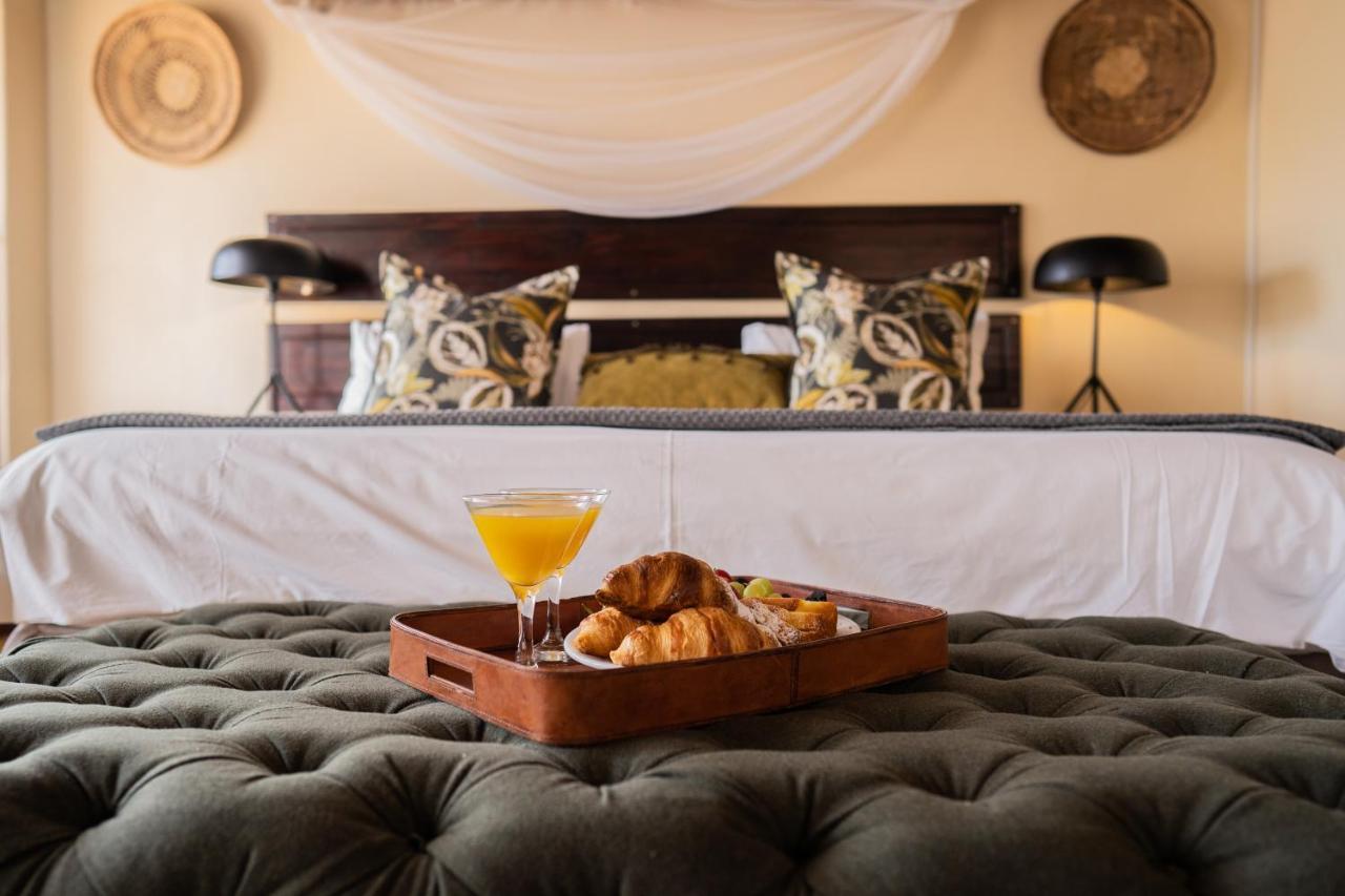 Tshukudu Game Lodge Ходспруит Екстериор снимка