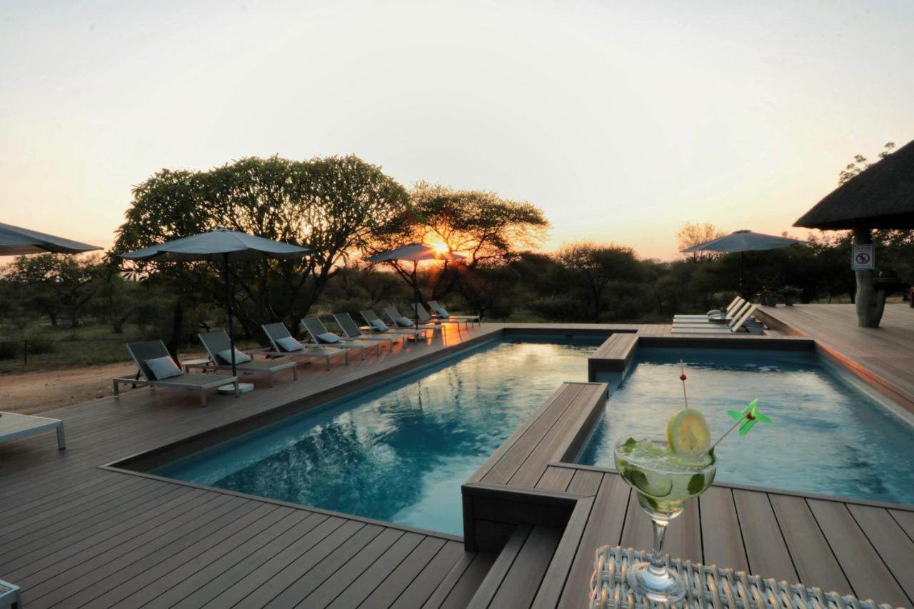 Tshukudu Game Lodge Ходспруит Екстериор снимка