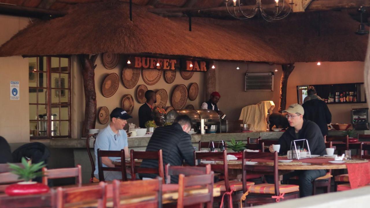 Tshukudu Game Lodge Ходспруит Екстериор снимка