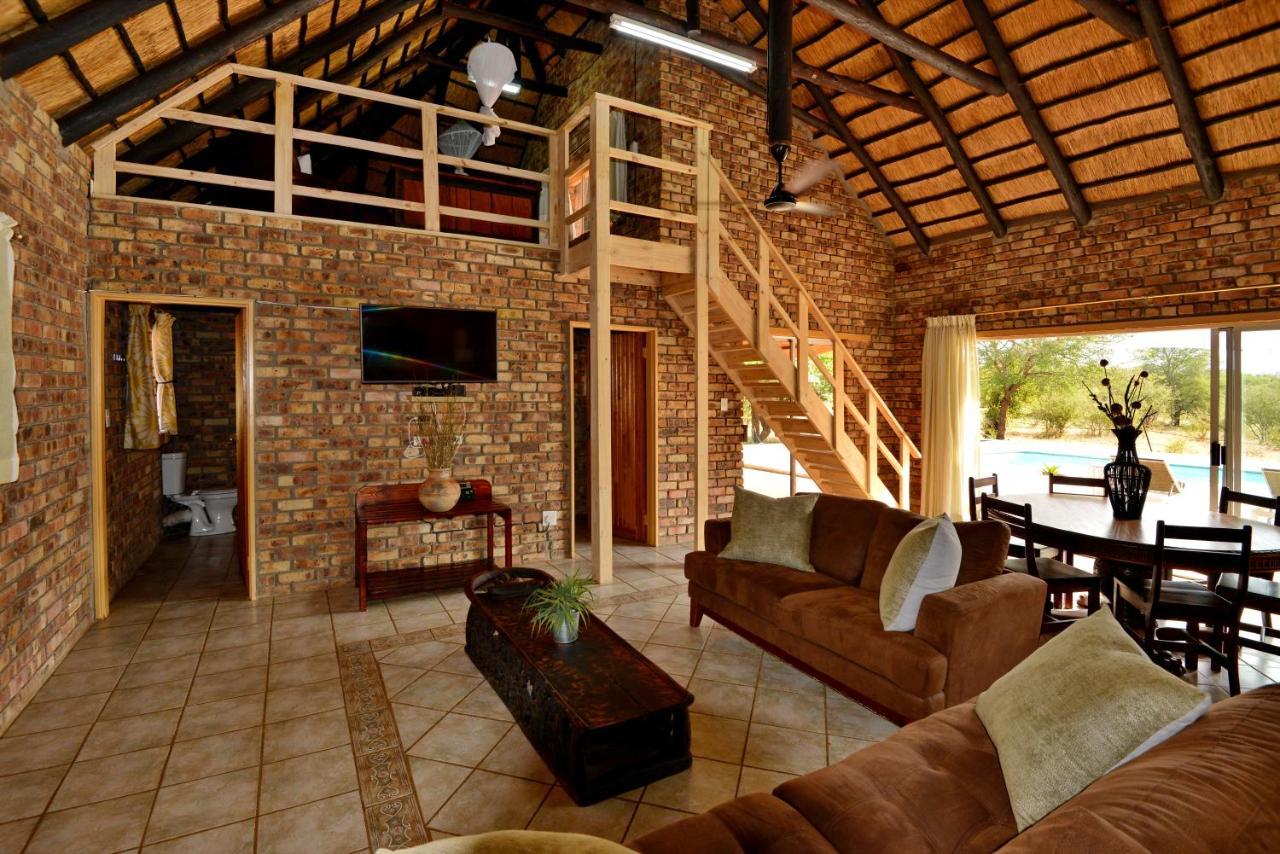 Tshukudu Game Lodge Ходспруит Екстериор снимка
