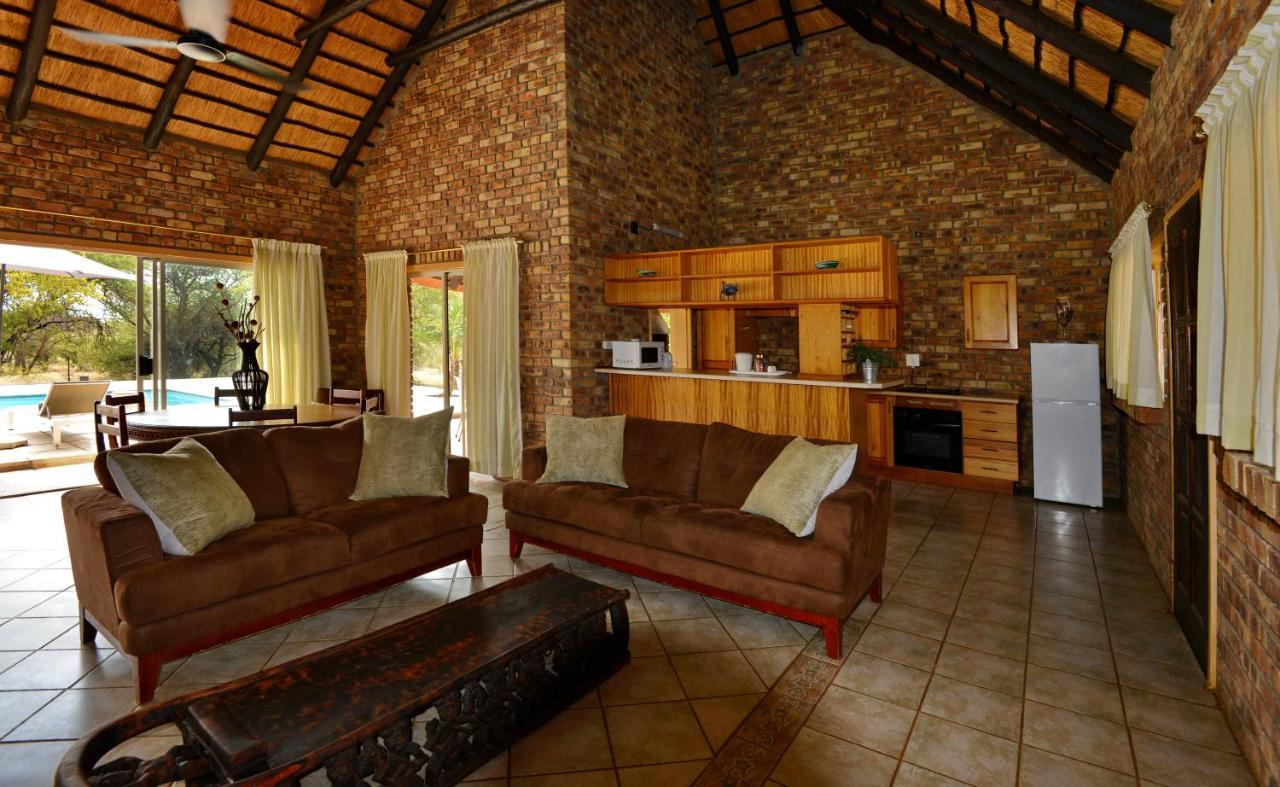 Tshukudu Game Lodge Ходспруит Екстериор снимка