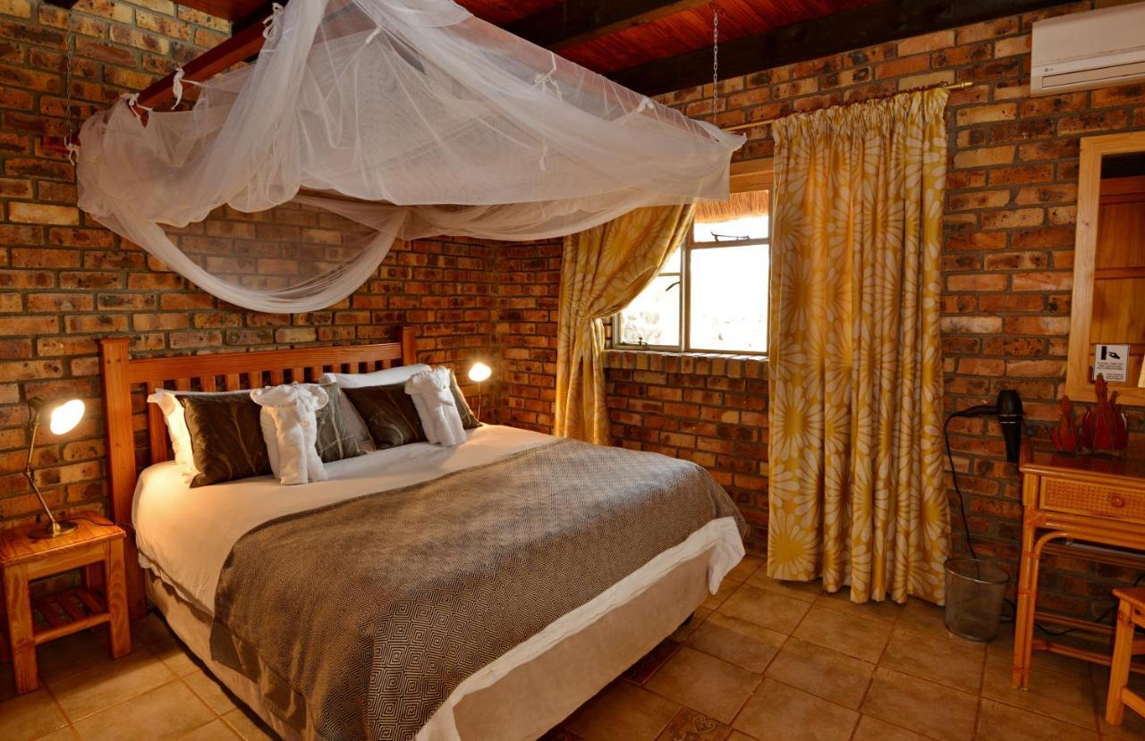 Tshukudu Game Lodge Ходспруит Екстериор снимка